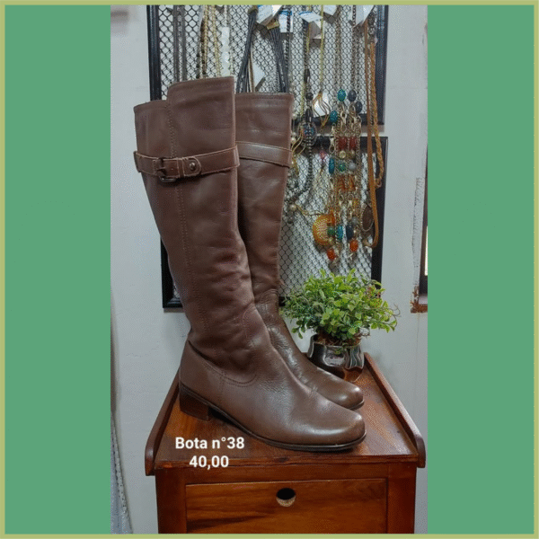 Bota em Corino  - Nº 38